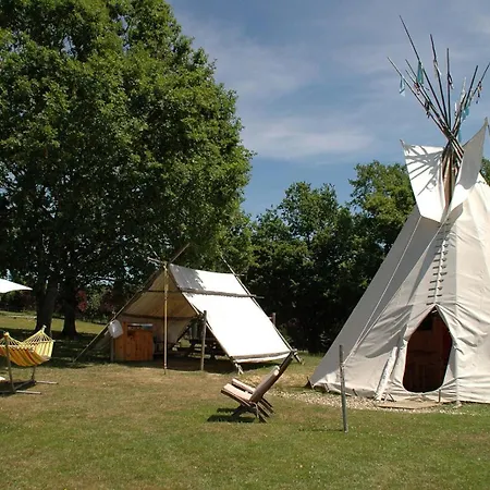 Luxury tent Roussel Saint-Paul-d'Espis