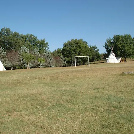 Luxury tent Roussel